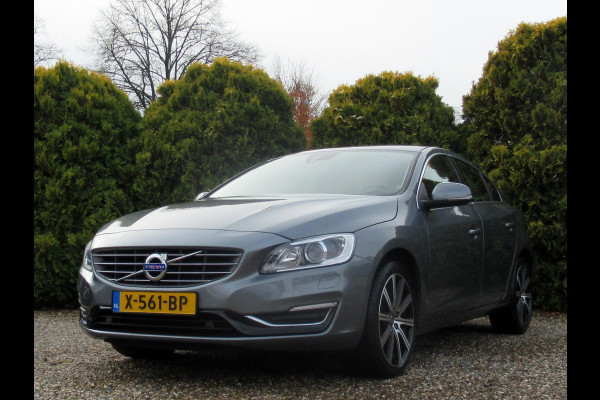 Volvo S60 1.5 T3 Summum Automaat*Navi*Camera*