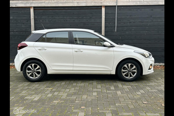 Hyundai i20 1.0 T-GDI Comfort Airco / Nav Carplay / LM / 53.582KM!!