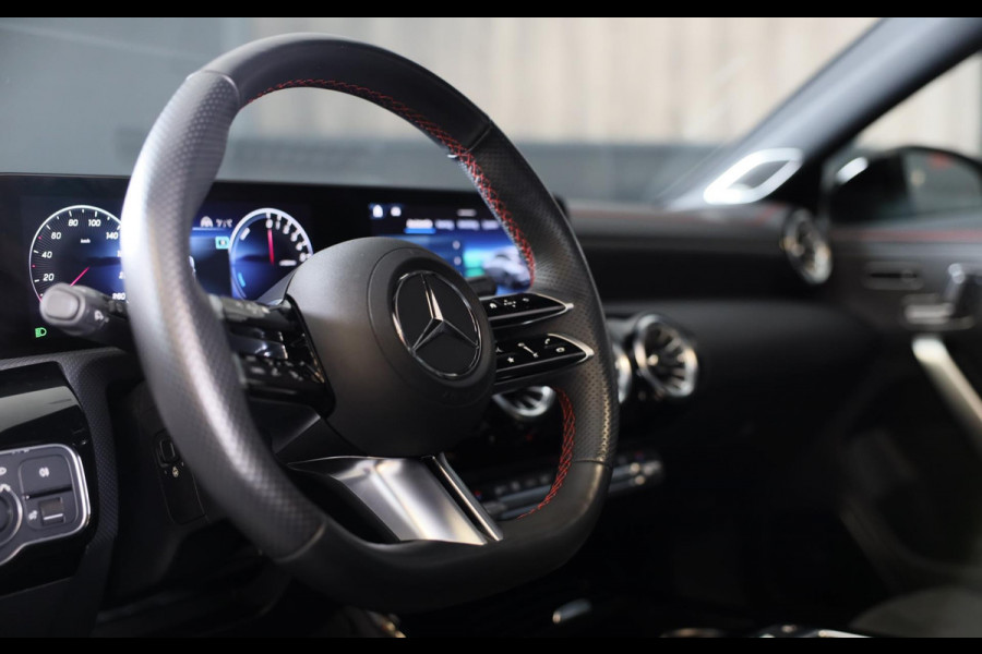 Mercedes-Benz CLA-Klasse Shooting Brake 250 e AMG Line FACELIFT / ACC / Memory / Lane Assist / 360 Camera / Dode Hoek / Open Pano