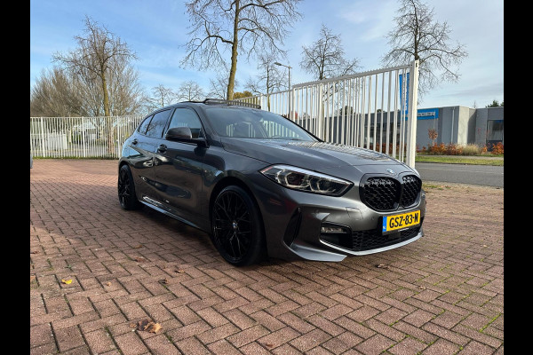 BMW 1-serie 118i M Sport | Pano*HUD*Live Cockpit*Keyless