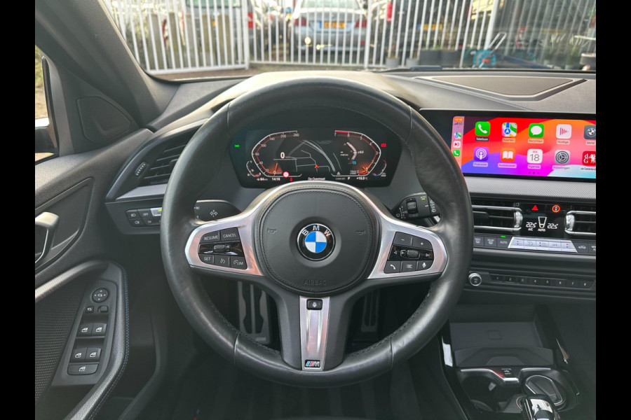 BMW 1-serie 118i M Sport | Pano*HUD*Live Cockpit*Keyless