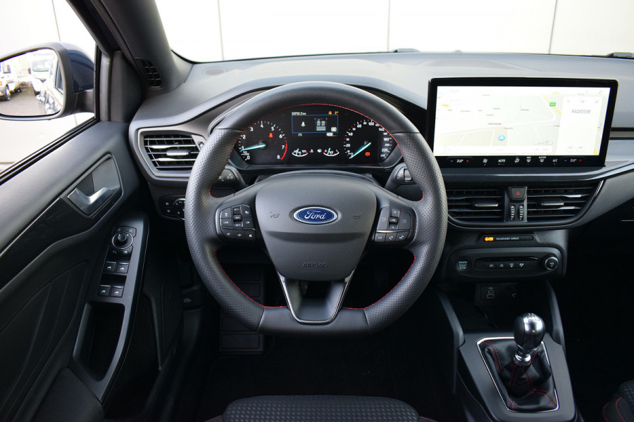 Ford Focus 1.0 EcoBoost Hybrid ST Line X | Apple CarPlay | Adaptive | LED | 17' LM