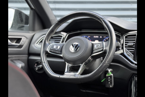 Volkswagen T-Roc 1.5 TSI Sport DSG Panoramadak | Adaptive Cruise | Virtual Cockpit | Camera | Apple Carplay | IQ Drive |