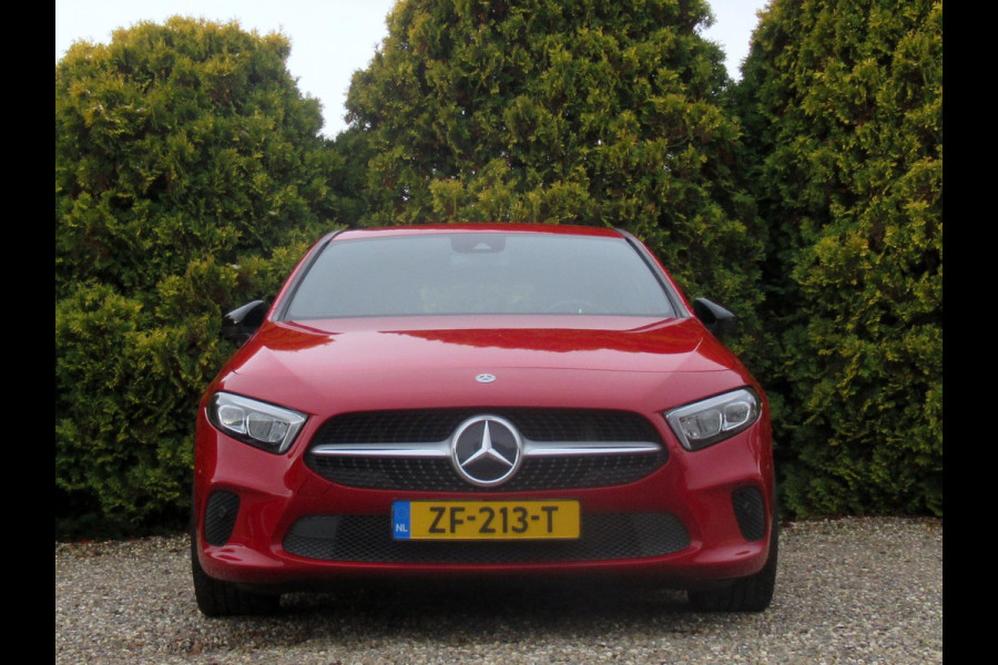 Mercedes-Benz A-Klasse 180 Business Automaat*Navi*Led*Org. NL*