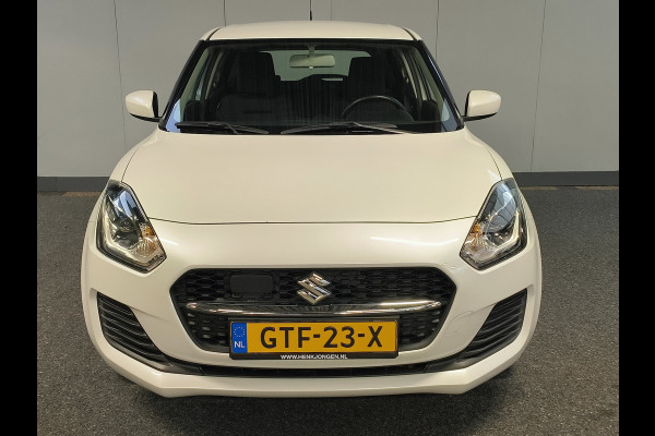 Suzuki Swift 1.2 Comfort Smart Hybrid uit 2021 Rijklaar + 12 maanden Bovag-garantie Henk Jongen Auto's in Helmond,  al 50 jaar service zoals 't hoort!