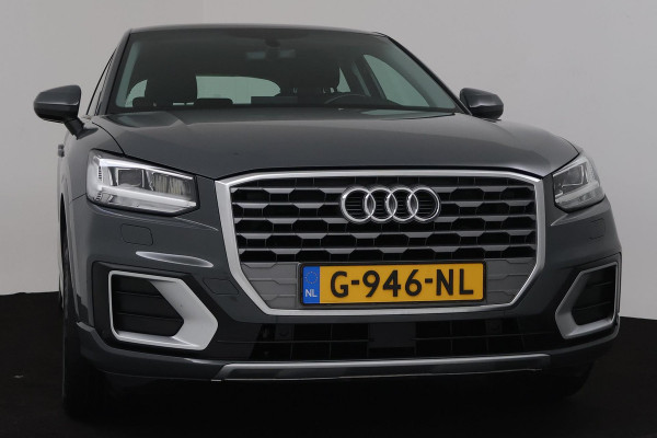 Audi Q2 30 TFSI Sport (CAMERA, TREKHAAK, NAVIGATIE, PARKEERSENSOREN, CLIMATE CONTROL, CRUISE CONTROL, NL-AUTO, GOED ONDERHOUDEN)