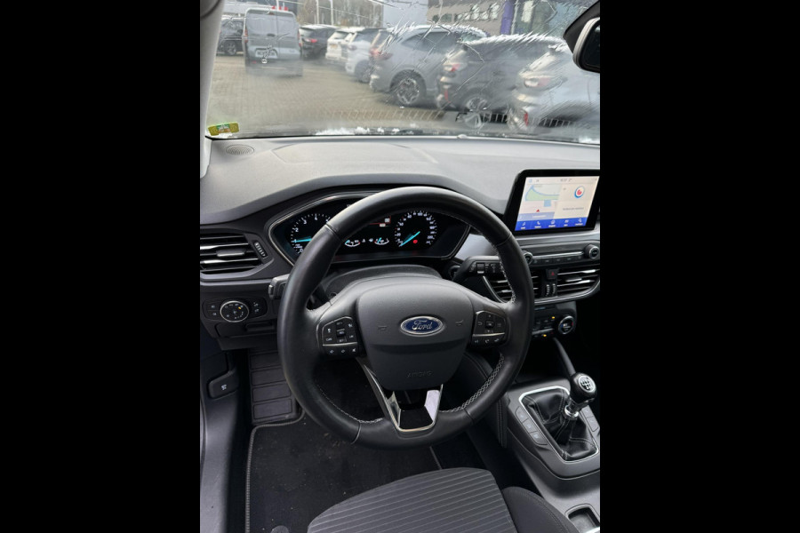 Ford Focus 1.5 EcoBoost Titanium Business 150pk | Adaptieve Cruise | Winterpack | AGR Stoelen | BLIS | 1.500 kg Trekgewicht