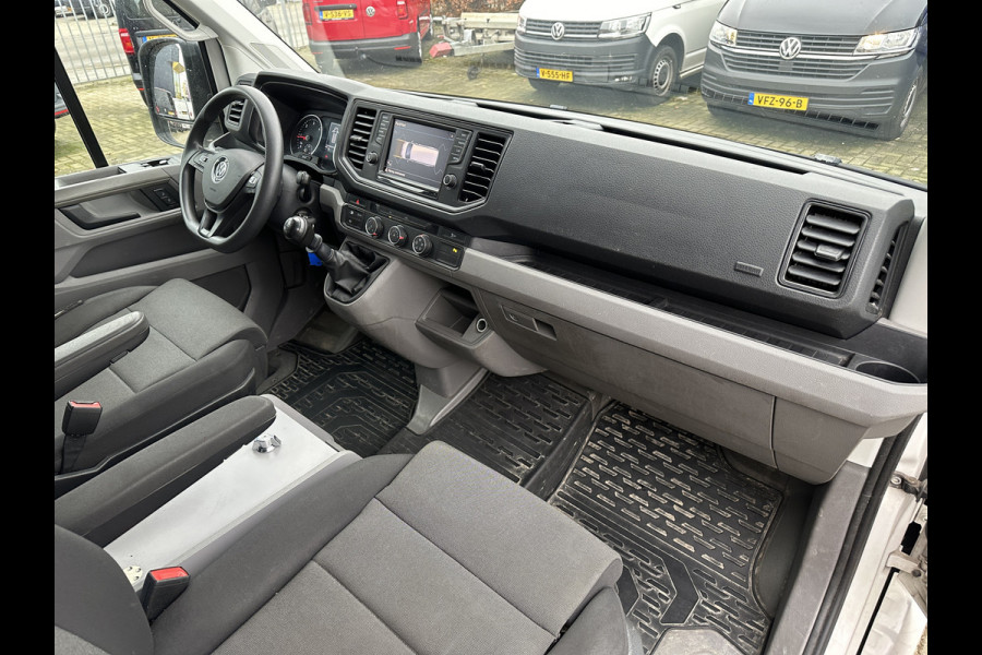 Volkswagen Crafter 35 2.0 TDI 140PK EURO6 L3H3 Achteruitrijcamera /Cruise control/trekhaak