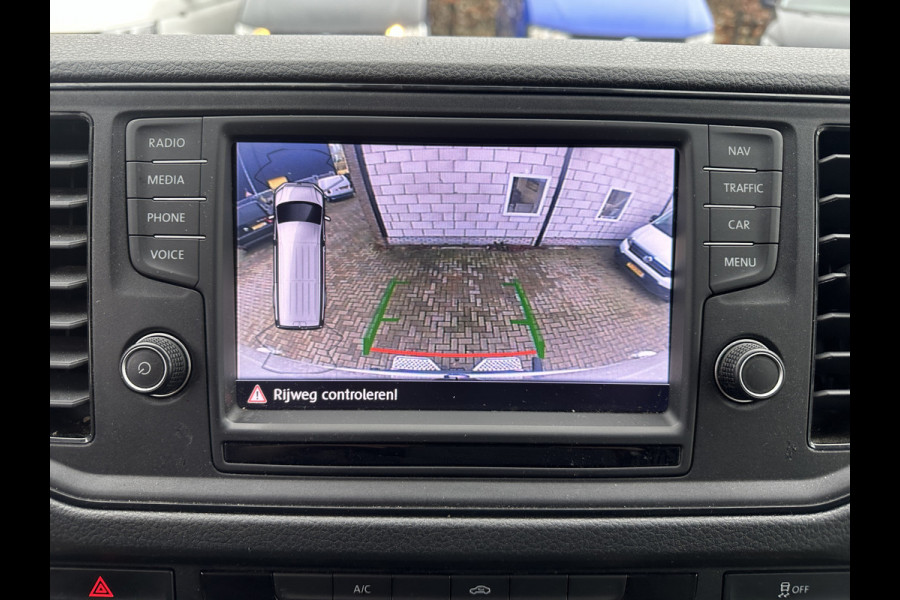 Volkswagen Crafter 35 2.0 TDI 140PK EURO6 L3H3 Achteruitrijcamera /Cruise control/trekhaak