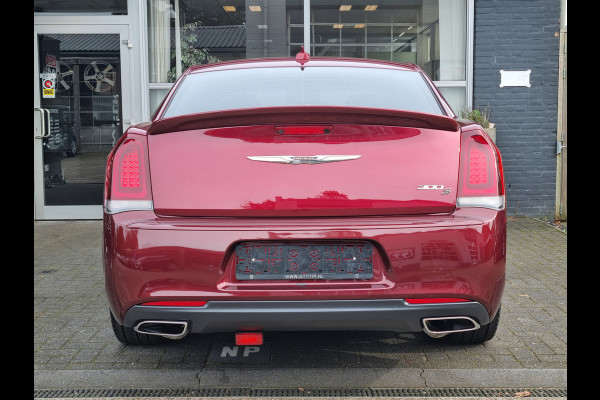 Chrysler 300C 3.6 V6 Bourgundy / LEDER / STOELVERW. / BEATS AUDIO / CLIMA /