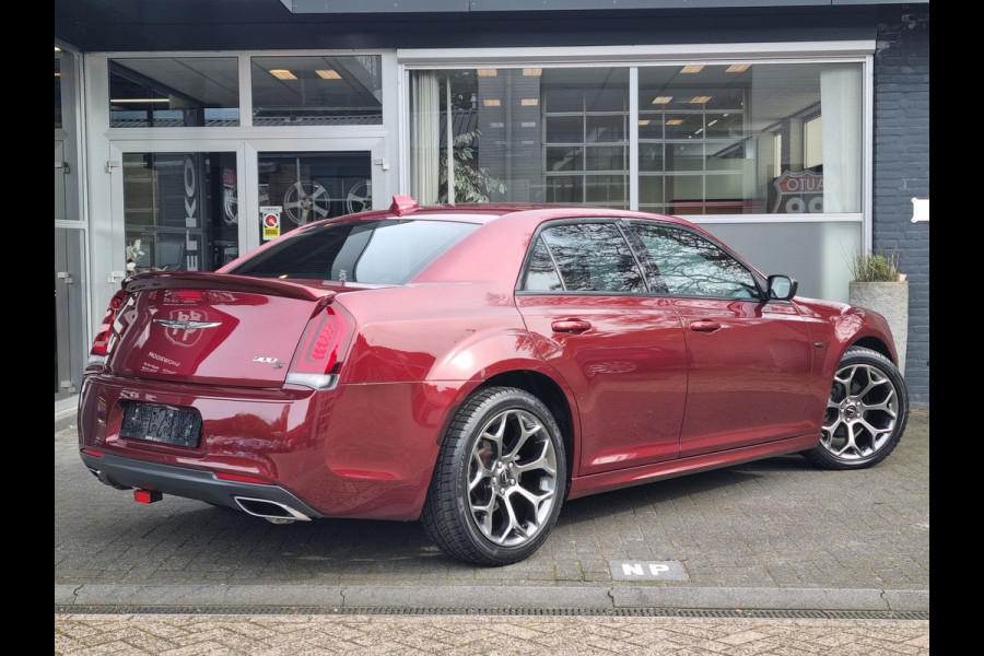 Chrysler 300C 3.6 V6 Bourgundy / LEDER / STOELVERW. / BEATS AUDIO / CLIMA /