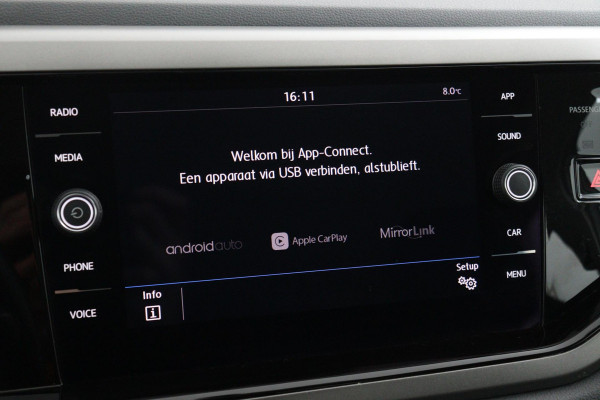 Volkswagen Polo 1.0 TSI Comfortline (NAVIGATIE, CARPLAY, ADAPTIVE CRUISE, 1e EIGENAAR, GOED ONDERHOUDEN)