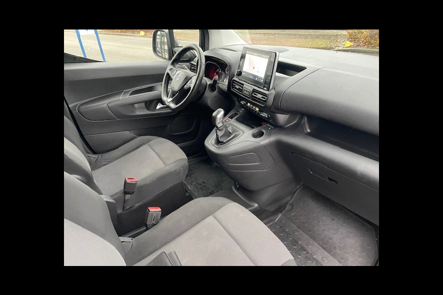 Opel Combo 1.6D L1 H1 Innovation+ Airco/ECC,Cruisecontrol,Navigatie,DAB