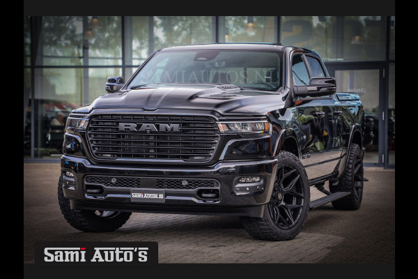 Dodge Ram NIGHT PREMIUM | BOM VOL + 14.4 INCH SCHERM | LUCHTVERING | HUD | 420PK 636 Nm | PRIJS MET LPG EN COVER EN GARANTIE | DUBBELE CABINE | PICK UP | 5 PERSOONS | DC | GRIJSKENTEKEN | VOORRAAD NR 2282 - 3332