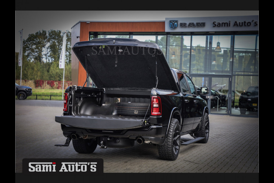 Dodge Ram NIGHT PREMIUM 2025 | BOM VOL + 14.4 INCH SCHERM | LUCHTVERING | HUD | HURRICAN 420PK 636 Nm | PRIJS MET LPG EN COVER EN GARANTIE DUBBELE CABINE | PICK UP | 5 PERSOONS | DC | GRIJSKENTEKEN | VOORRAAD NR 2285 - 7648