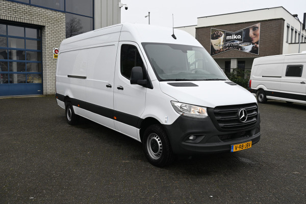 Mercedes-Benz Sprinter 317 CDI L3H2 RWD MBUX met camera, Brake assist, Geveerde stoel