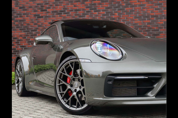 Porsche 911 Carrera 4S *Aventurin*Pano*Camera*Chrono*lift*