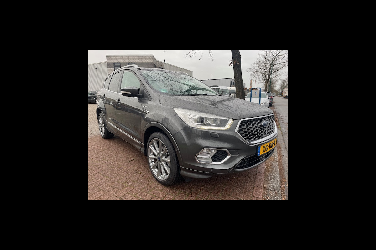 Ford Kuga 1.5 EcoBoost Vignale Airco/ECC,Navi,Camera,Pano Zeer Nette Auto