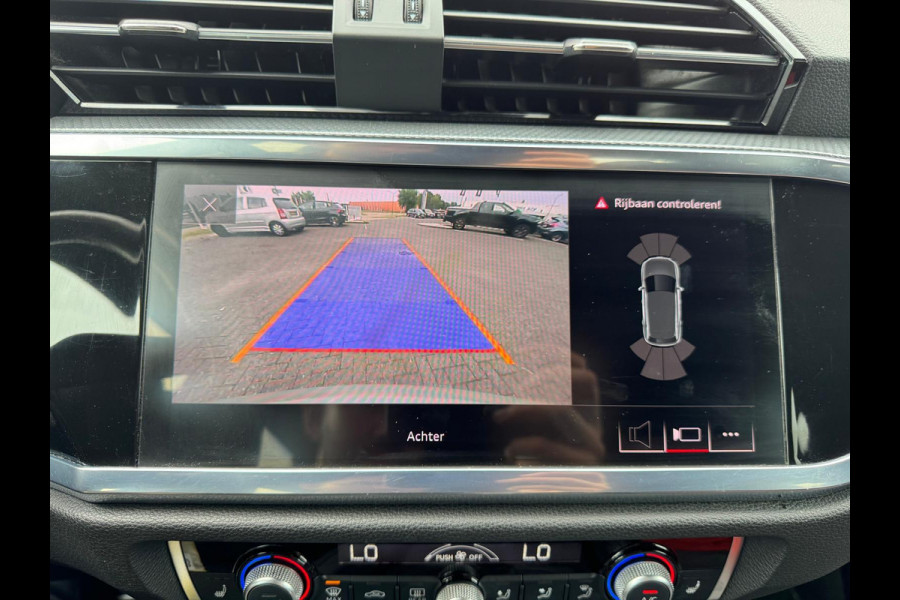 Audi Q3 35 TFSI 3 x S-Line Panorama LED Matrix