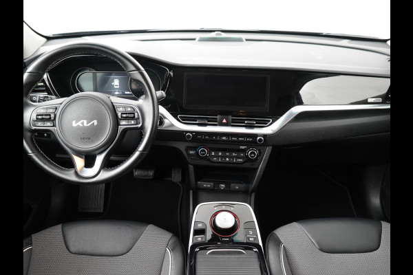 Kia e-Niro DynamicLine 64 kWh - Navigatie - Adaptief Cruise Control - Climate Control - Navigatie - Apple/Android Carplay - Fabrieksgarantie Tot 2028