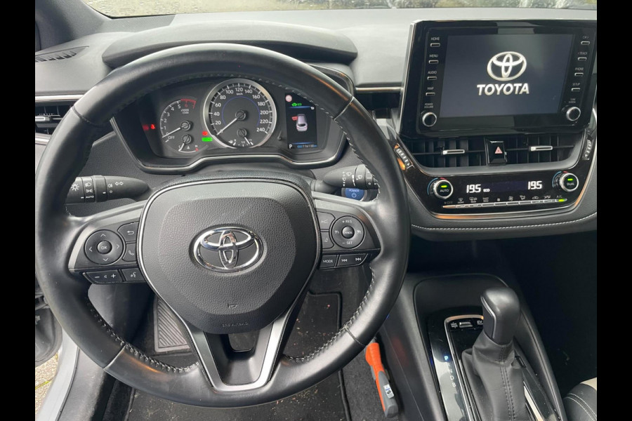 Toyota Corolla Touring Sports 1.8 Hybrid Active / camera / navigatie / trekhaak