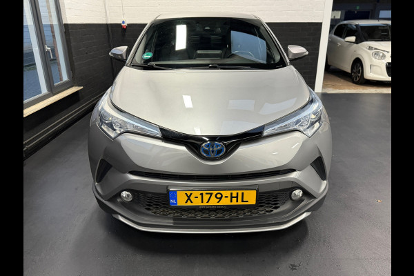 Toyota C-HR 1.8 Hybrid Bi-Tone Plus Sport, Leder, Camera, JBL, DAB