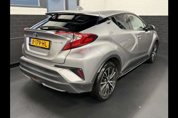 Toyota C-HR 1.8 Hybrid Bi-Tone Plus Sport, Leder, Camera, JBL, DAB