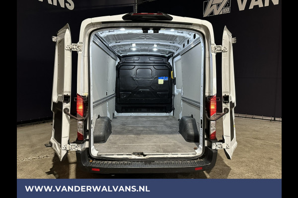 Ford Transit 2.0 TDCI 131pk **BPM VRIJ voor de Ondernemer** L3H2 Euro6 Airco | Camera | Navigatie | Cruisecontrol Apple Carplay, Android Auto, Verwarmde voorruit, Stoelverwarming, Parkeersensoren, Bijrijdersbank