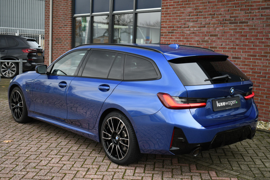 BMW 3 Serie Touring 330e M-Sport ACC El-zetels Camera 19inch Shadowline