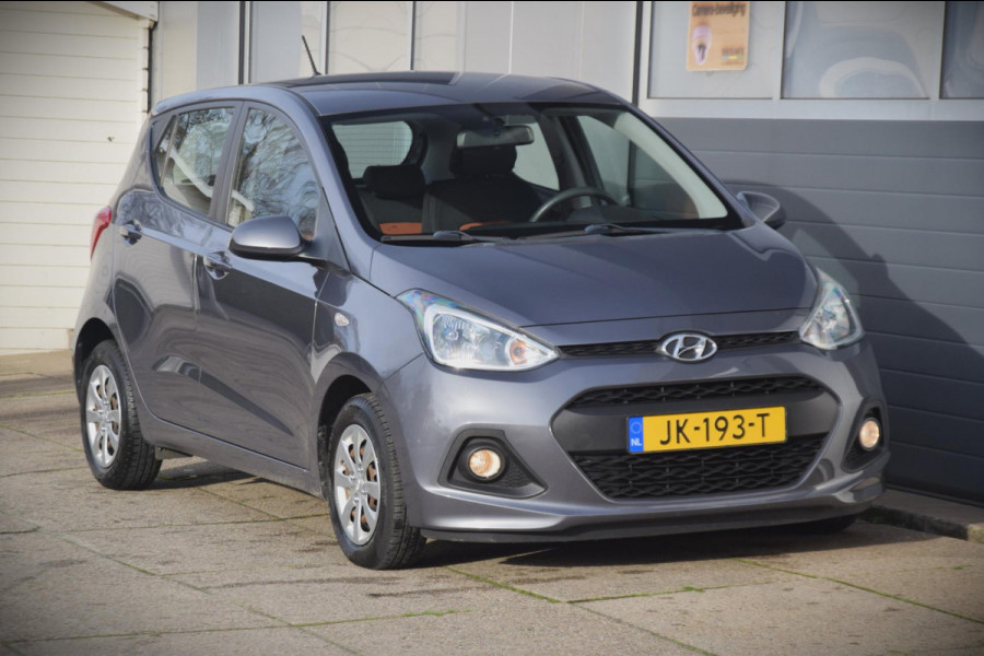 Hyundai i10 1.0i i-Motion Comfort 2e eigenaar! NL auto / NAP /