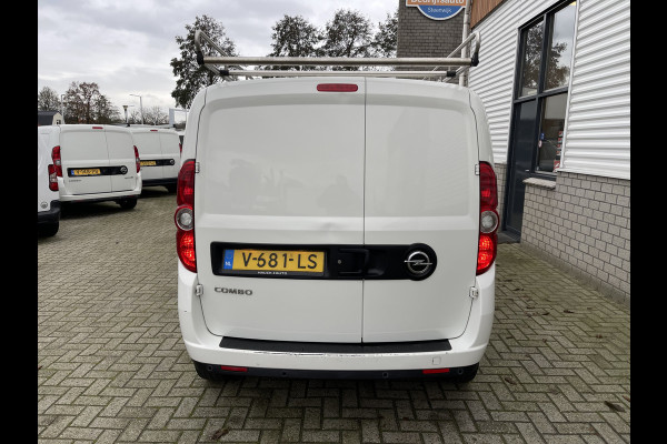 Opel Combo 1.6 CDTi 105pk L2H1 Sport / rijklaar € 7950 ex btw / lease vanaf € 145 / euro 6 diesel / airco / cruise / stoelverwarming / imper1al / laadruimte beveiliging !