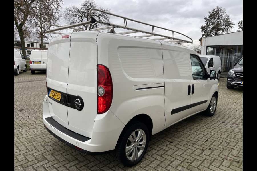 Opel Combo 1.6 CDTi 105pk L2H1 Sport / rijklaar € 7950 ex btw / lease vanaf € 145 / euro 6 diesel / airco / cruise / stoelverwarming / imper1al / laadruimte beveiliging !