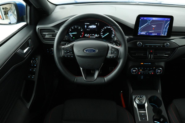 Ford Focus 1.5 EcoBoost ST Line | Stoel & stuurverwarming | Carplay | Keyless | Climate control | PDC | Cruise control | Navigatie