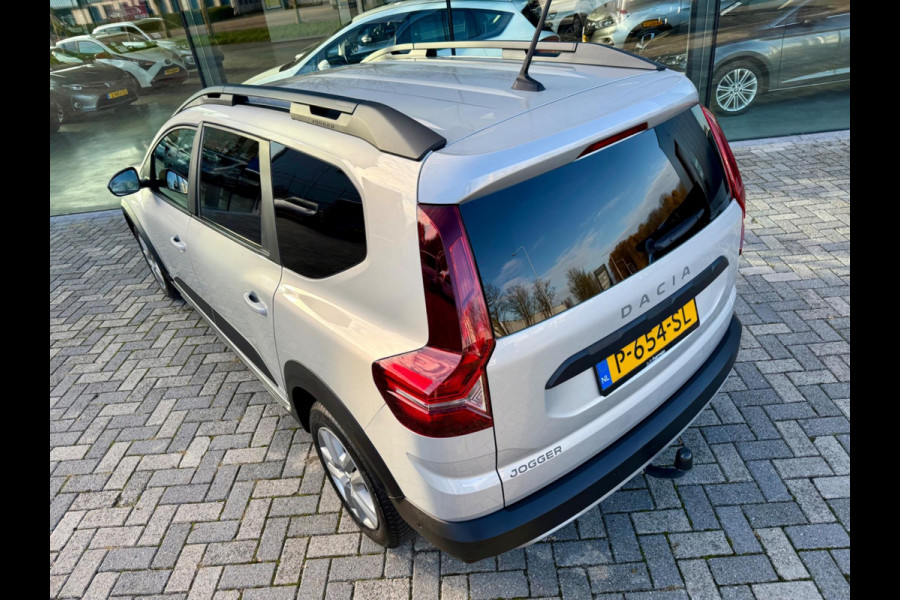 Dacia Jogger 1.0 TCe 110pk Comfort CarPlay, Trekhaak, Nieuwstaat