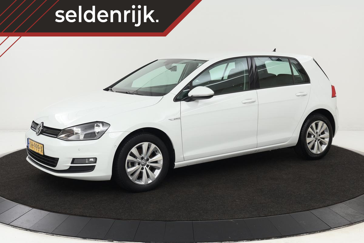 Volkswagen Golf 1.4 TGI Comfortline | Carplay | Park Assist | Navigatie | Climate control | DAB | Cruise control | PDC | Bluetooth