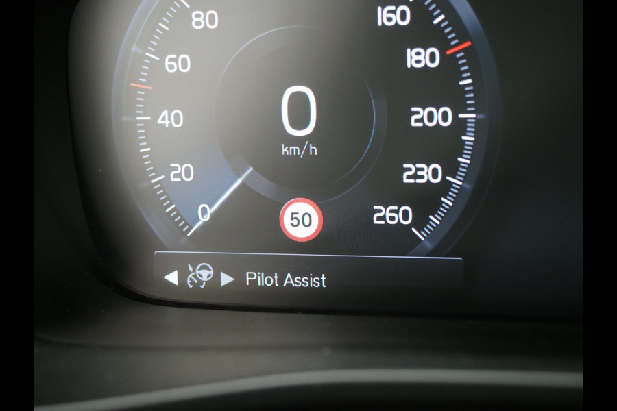 Volvo XC40 1.5 T5 Recharge R-Design | Panoramadak | Pilot Assist | Keyless | Trekhaak