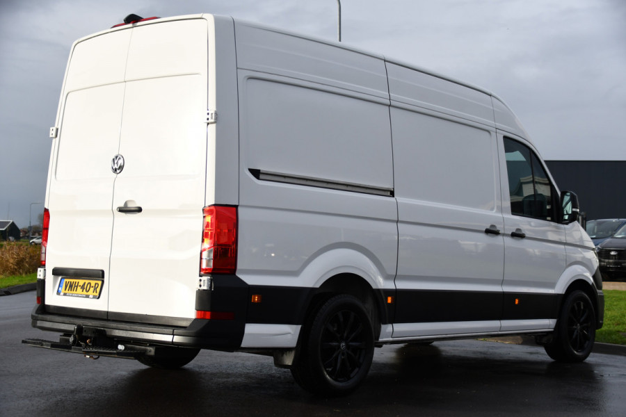 Volkswagen Crafter 35 2.0 TDI L3H3 PB Edition Camera, Cruise, Automaat, 177PK, Carplay, Multimedia,  Trekhaak, UNIEK!