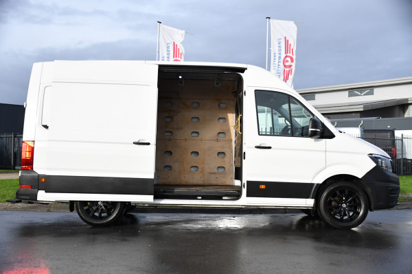 Volkswagen Crafter 35 2.0 TDI L3H3 PB Edition Camera, Cruise, Automaat, 177PK, Carplay, Multimedia,  Trekhaak, UNIEK!