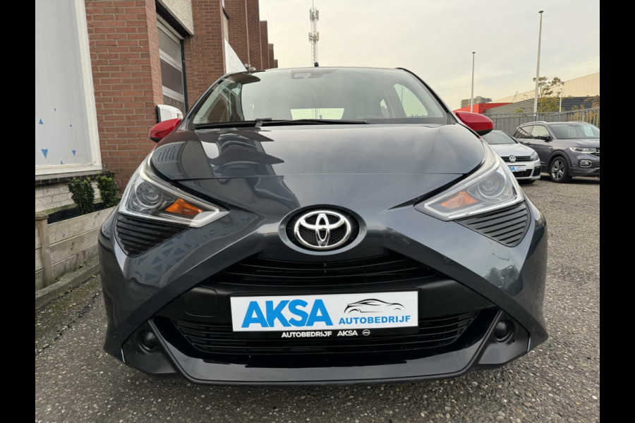 Toyota Aygo 1.0 VVT-i x-play 72pk Automaat/Camera/CarPlay/Garantie/Bluetooth/