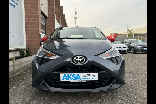 Toyota Aygo 1.0 VVT-i x-play 72pk Automaat/Camera/CarPlay/Garantie/Bluetooth/