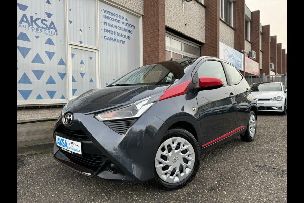 Toyota Aygo 1.0 VVT-i x-play 72pk Automaat/Camera/CarPlay/Garantie/Bluetooth/