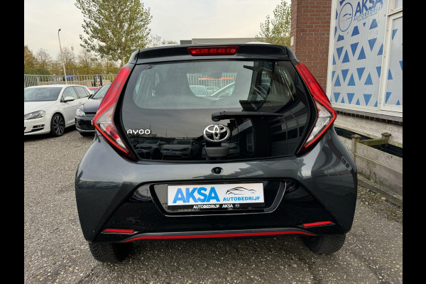 Toyota Aygo 1.0 VVT-i x-play 72pk Automaat/Camera/CarPlay/Garantie/Bluetooth/