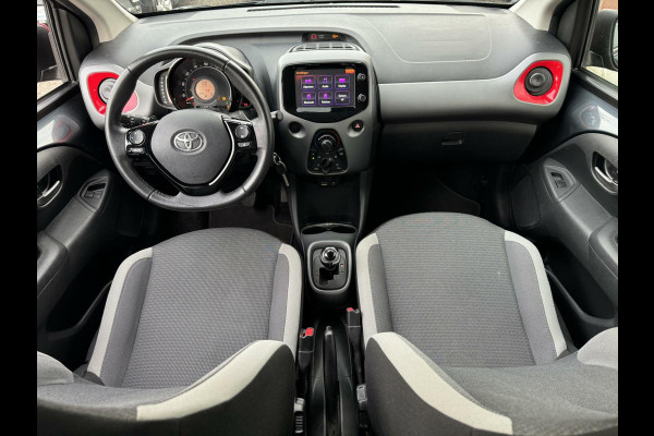 Toyota Aygo 1.0 VVT-i x-play 72pk Automaat/Camera/CarPlay/Garantie/Bluetooth/