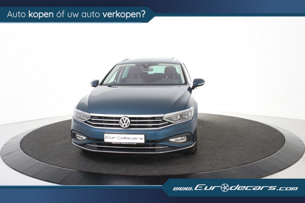 Volkswagen Passat 1.5 TSI Elegance iQ *Panoramadak*Leer*Trekhaak*Full-option*