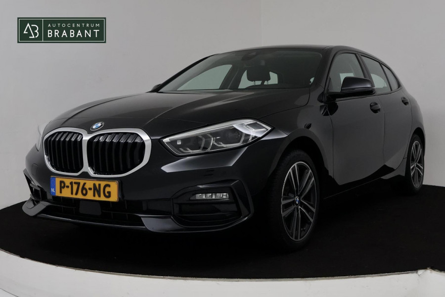 BMW 1-serie 118i Business Edition (NAVIGATIE, CARPLAY, SPORTSTOELEN, SFEERVERLICHTING, 1e EIGENAAR, DEALER ONDERHOUDEN)