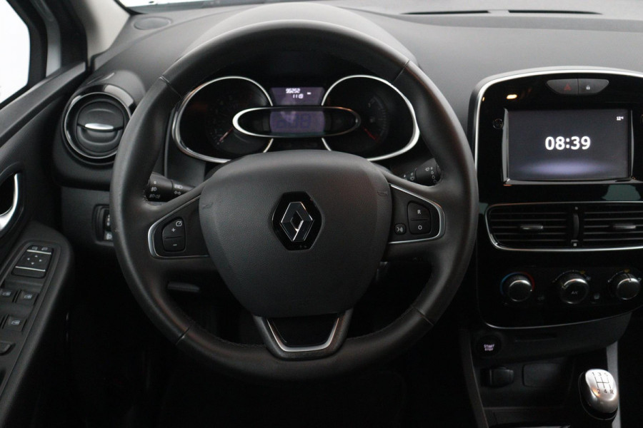 Renault Clio 0.9 TCe Limited (NAVIGATIE, PARKEERSENSOREN, MULTIMEDIA, LED, 1e EIGENAAR, GOED ONDERHOUDEN)