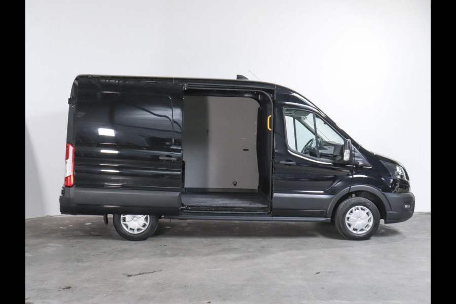 Ford Transit 105pk L2H2 | Airco | Adaptive cruise control | Navigatie | 360°Camera | Trekhaak | DAB+