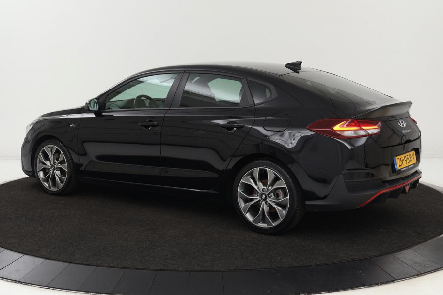 Hyundai i30 Fastback 1.4 T-GDI N Line | Automaat | Camera | Carplay | Navigatie | Keyless | Climate control | Cruise control | DAB