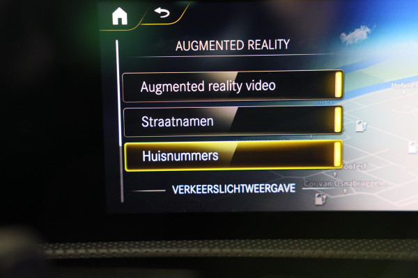 Mercedes-Benz CLA-Klasse 250 e AMG Line / ACC / Lane Assist / Dode Hoek / Augmented Reality / Camera / Open Panoramadak / 20 Inch