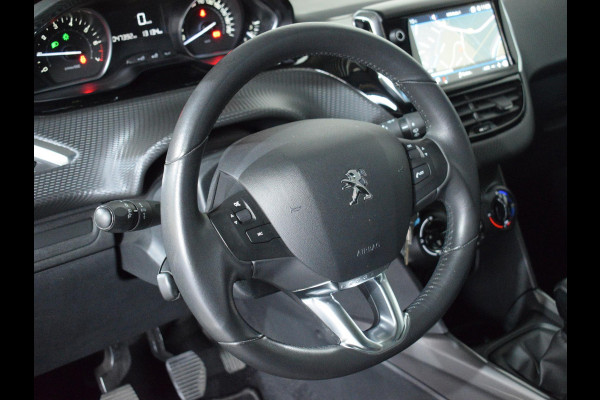 Peugeot 2008 1.2 PureTech Blue Lion PANORAMADAK | NAVIGATIE | CARPLAY | PARKEERSENSOREN | AIRCO | 47.391km